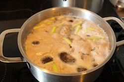 Den Schaum vom Sud abschöpfen Den Schaum vom Sud abschöpfen
