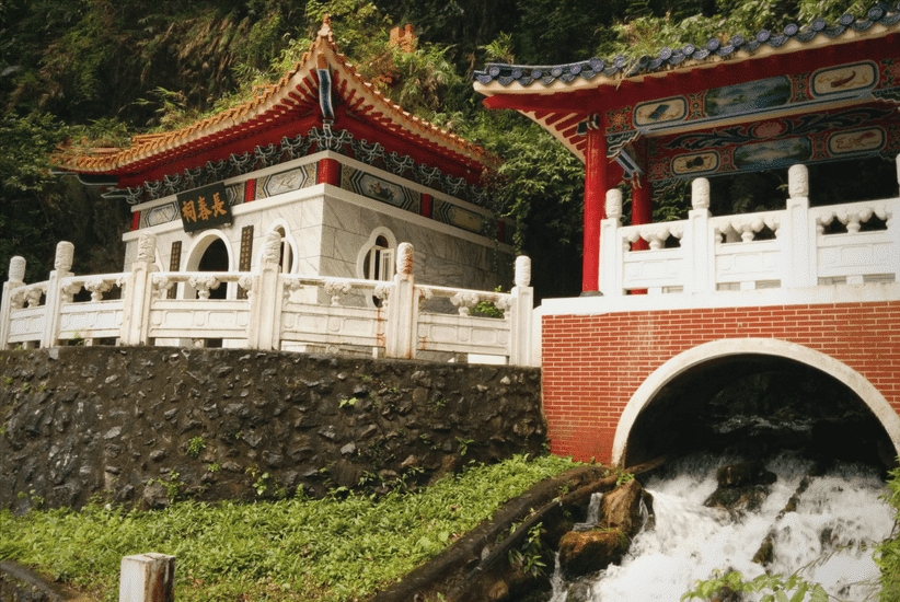 Schrein im Taroko Nationalpark in Hualien Taiwan Schrein im Taroko Nationalpark in Hualien Taiwan