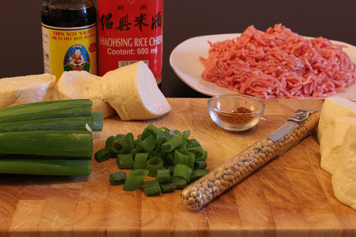 Zutaten für die Pepper Pork Buns Zutaten für die Pepper Pork Buns