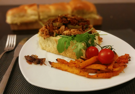 Fertiges Pulled Pork Sandwich
