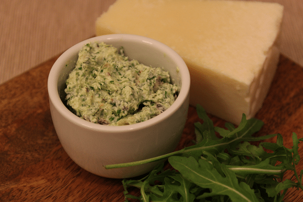 Frischer Rucola-Oliven-Dip Frischer Rucola-Oliven-Dip