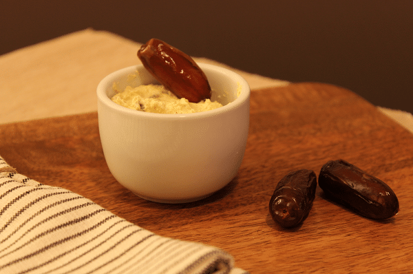 Orientalischer Curry-Dattel-Dip Orientalischer Curry-Dattel-Dip