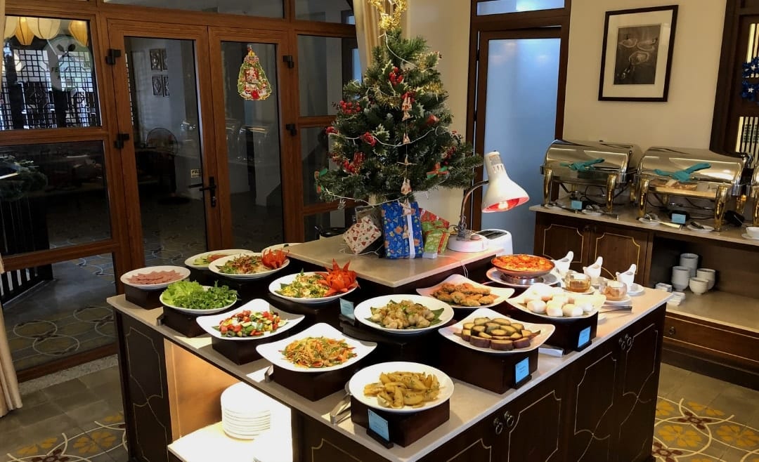 Frühstücksbuffet im Lantana Riverside Hoi An-min Frühstücksbuffet im Lantana Riverside Hoi An-min