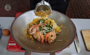 leckeres Pad Thai im Wok