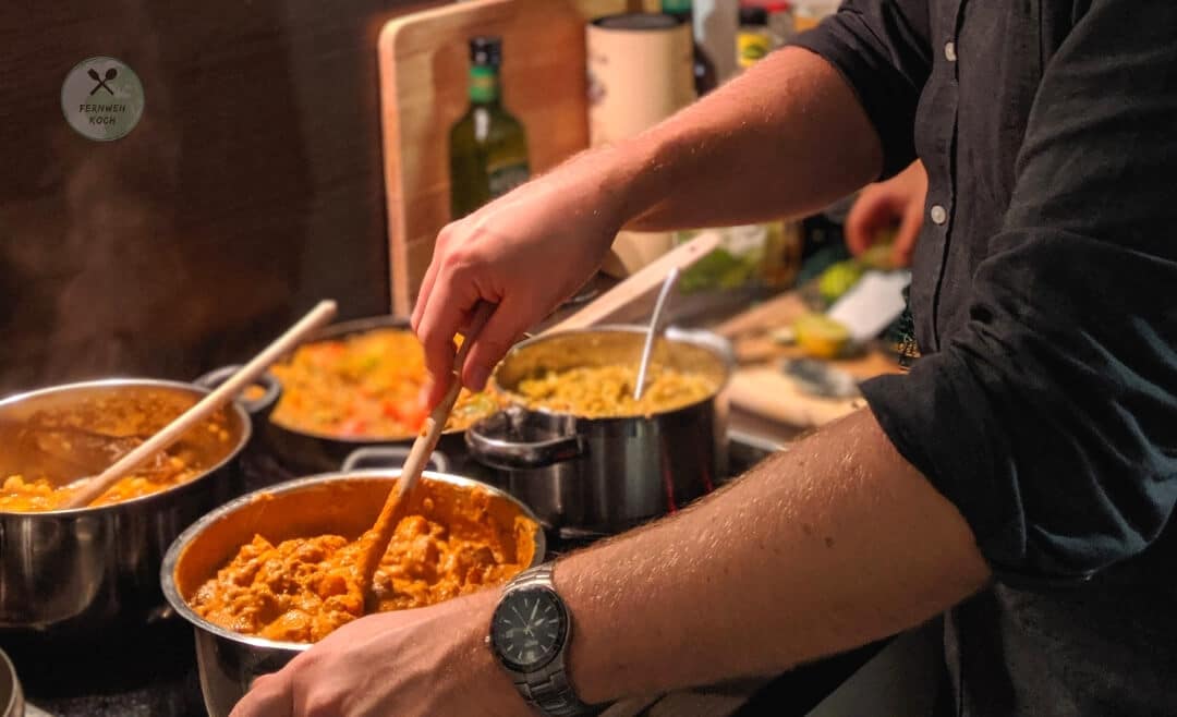 Henrik kocht Chana Masala und Pav Bhaji für Diwali Henrik kocht Chana Masala und Pav Bhaji für Diwali