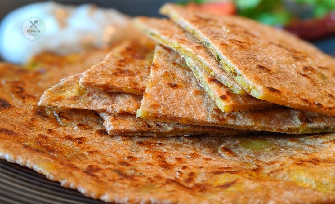 Aloo Paratha mit Joghurt Soße